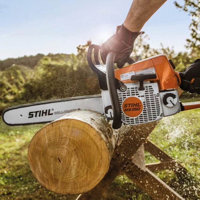 Load image into Gallery viewer, STIHL 18 Inch Bar and Chain Combo Kit .325 .063 68DL OEM