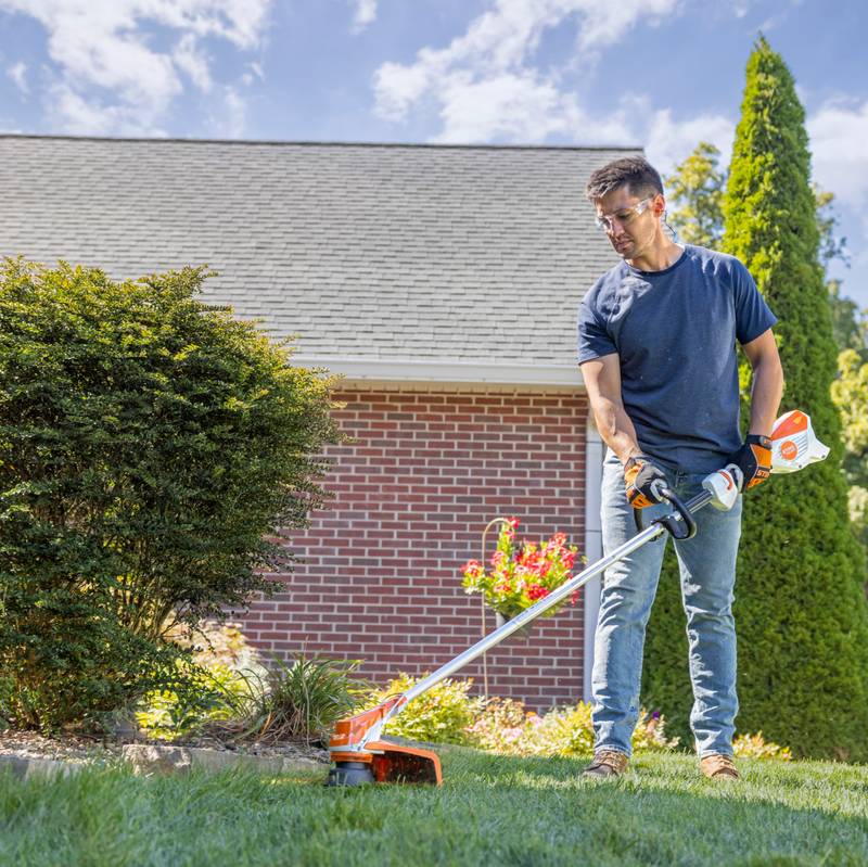 Load image into Gallery viewer, STIHL FSA 60 R Battery String Trimmer 
