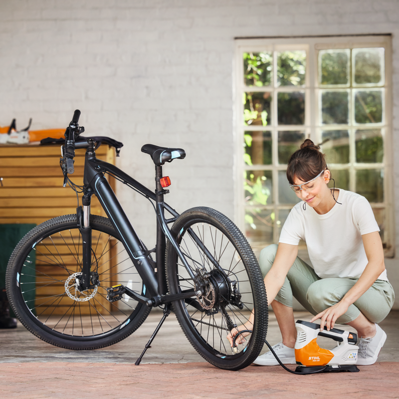 Load image into Gallery viewer, STIHL KOA 20 Cordless Air Inflator Pumping Bike Tire
