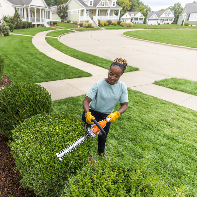 Load image into Gallery viewer, STIHL HSA 40 Battery Hedge Trimmer 
