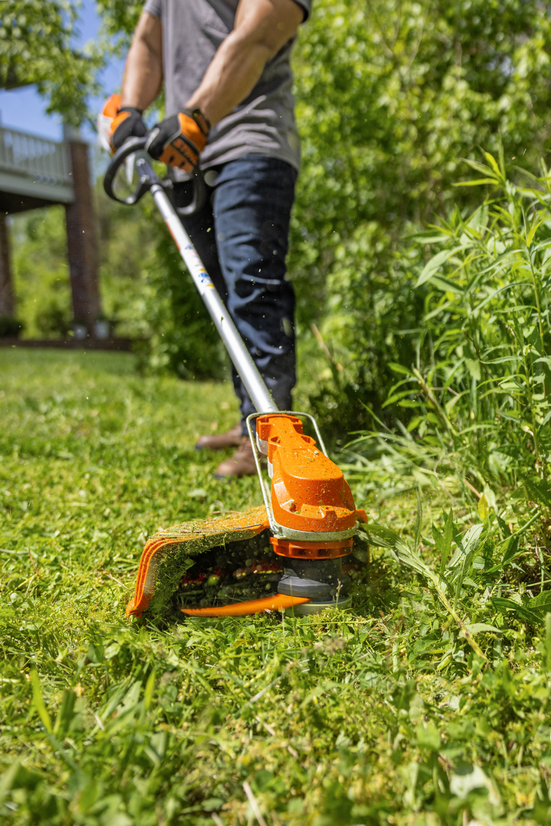 Load image into Gallery viewer, STIHL FSA 60 R Battery String Trimmer 
