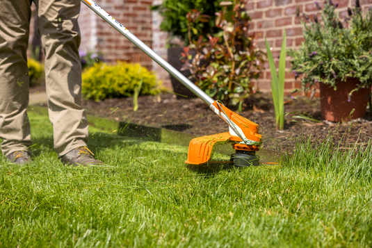 STIHL FSA 86 R Battery Trimmer