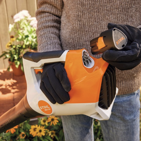 Load image into Gallery viewer, STIHL BGA 30 Battery Blower 

