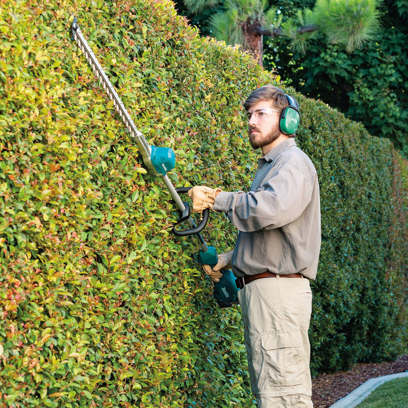 Load image into Gallery viewer, Makita 18V LXT 24” Fixed Pole Hedge Trimmer Kit XNU02T
