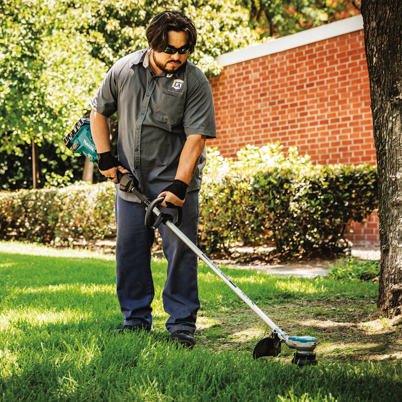 Load image into Gallery viewer, Makita 36V (X2) BL String Trimmer Kit (5.0Ah) w/ 4 extra batteries XRU15PT1
