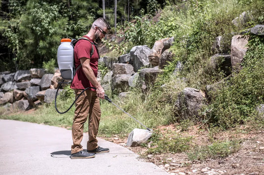 Husqvarna Backpack Sprayer - 4 Gallon Battery